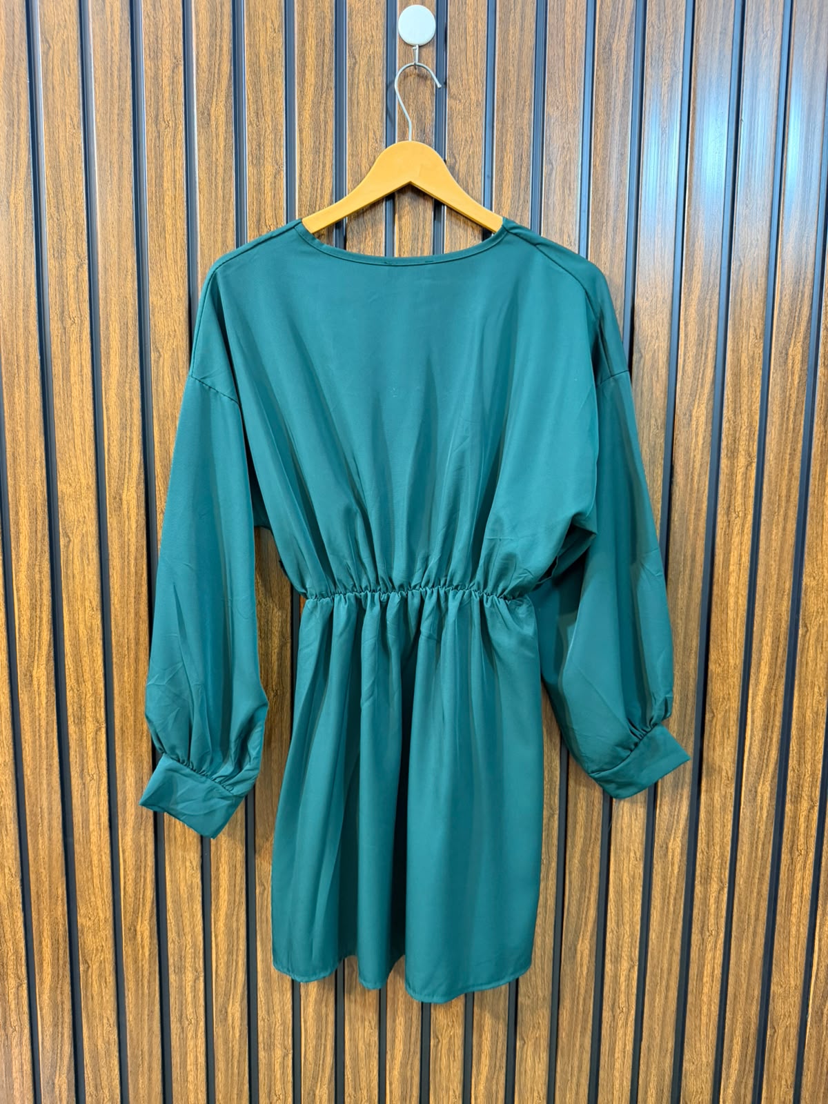 Chest 18  Length 31  Fabric Silk Western Branded Women's Long Top
