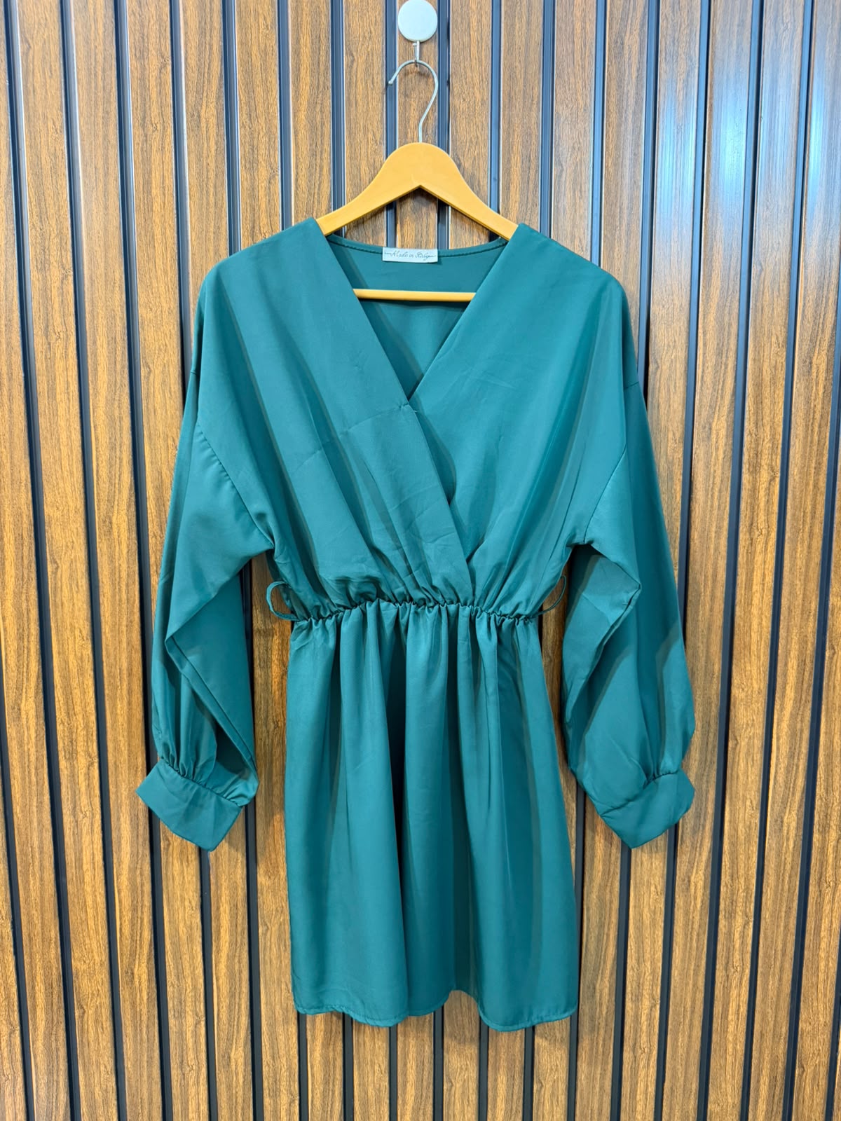 Chest 18  Length 31  Fabric Silk Western Branded Women's Long Top