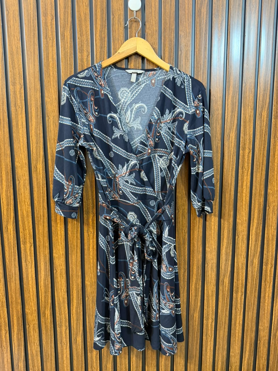 Chest 19  Length 35  Fabric Chiffon Elegant Women's Long Top