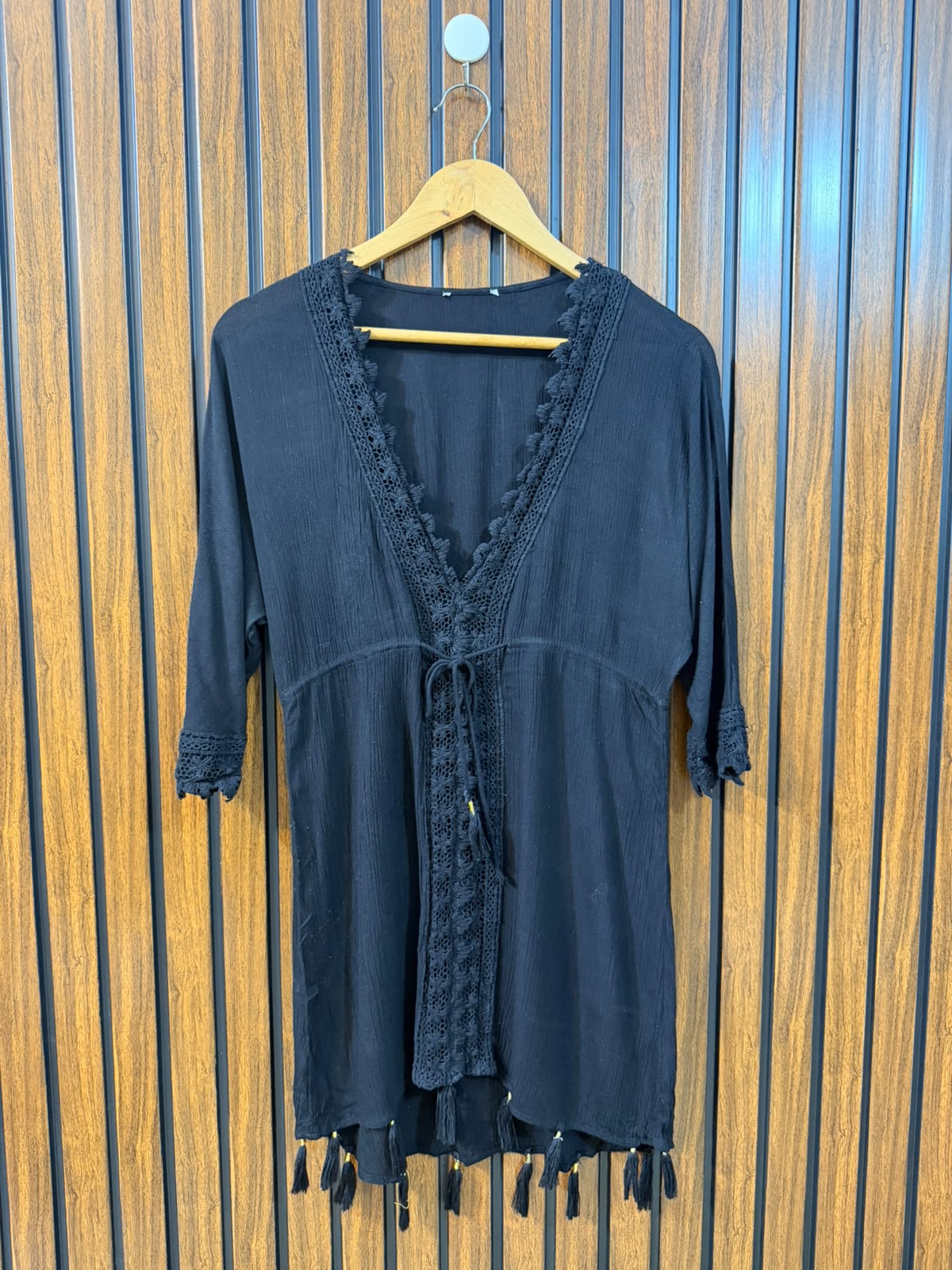 Chest 18  Length 30 To 32  Fabric Rayon Women's Long Top Wardrobe Essential