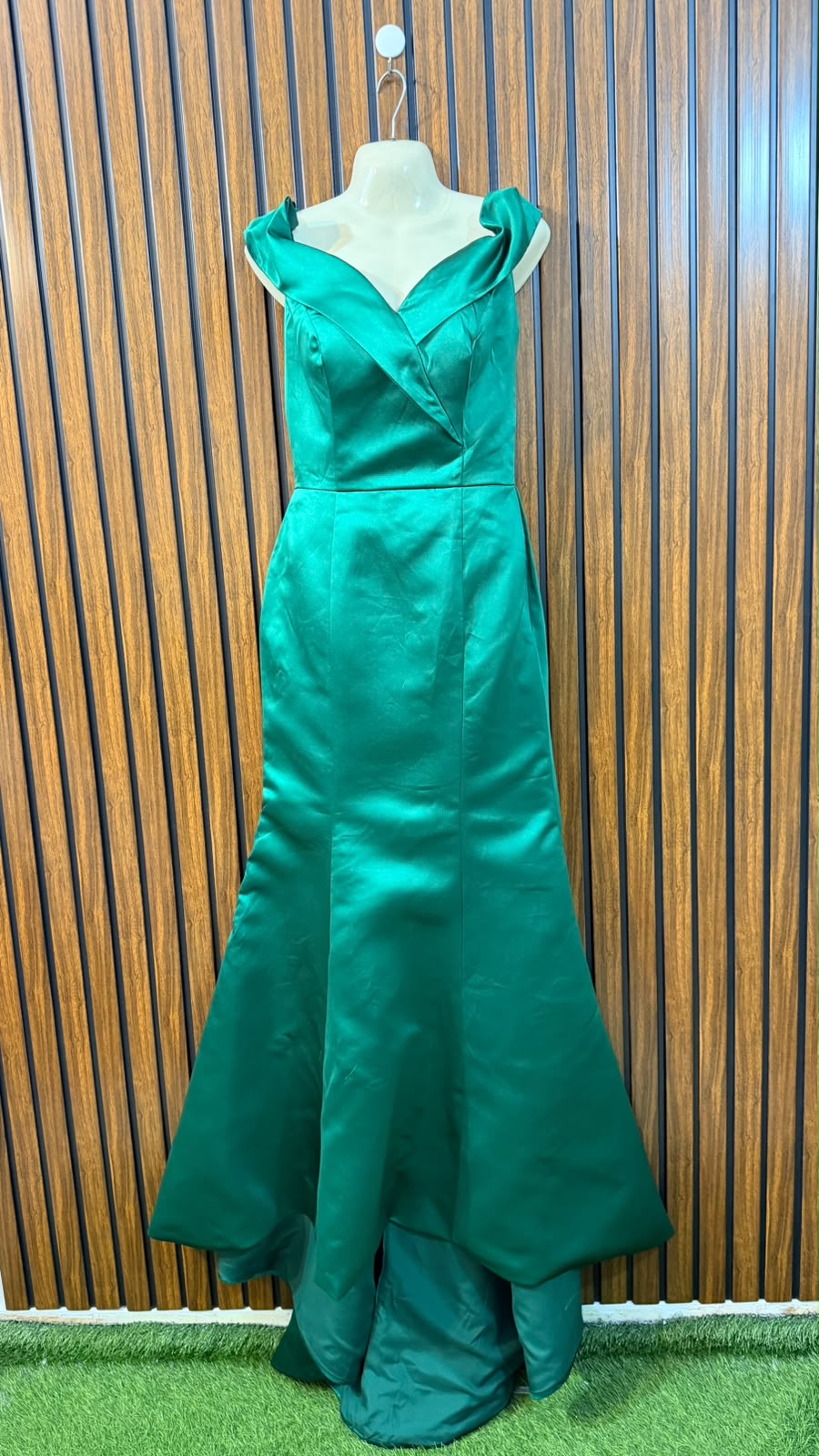 Chest 17  Length 58 To 73  Fabric Silk Premium Women's Long Maxi