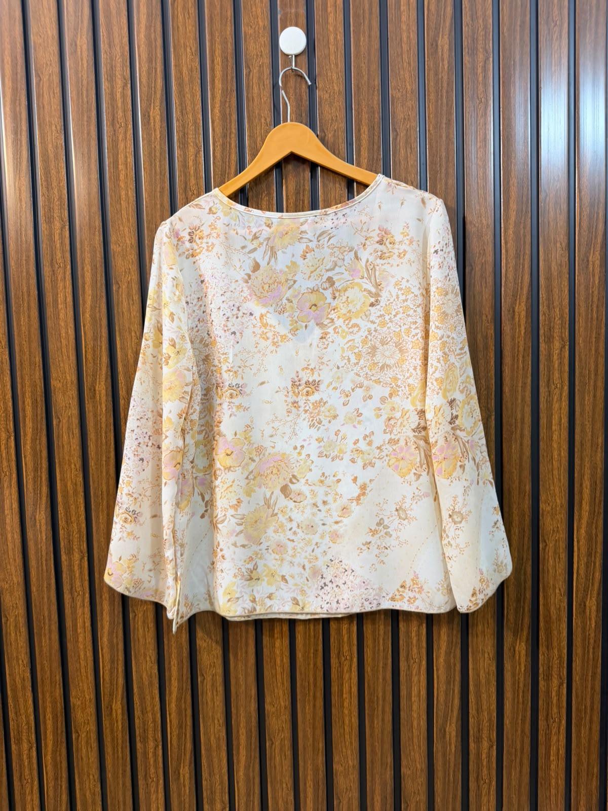 Chest 17  Length 24  Fabric Chiffon Women's Everyday Full Sleeve Top