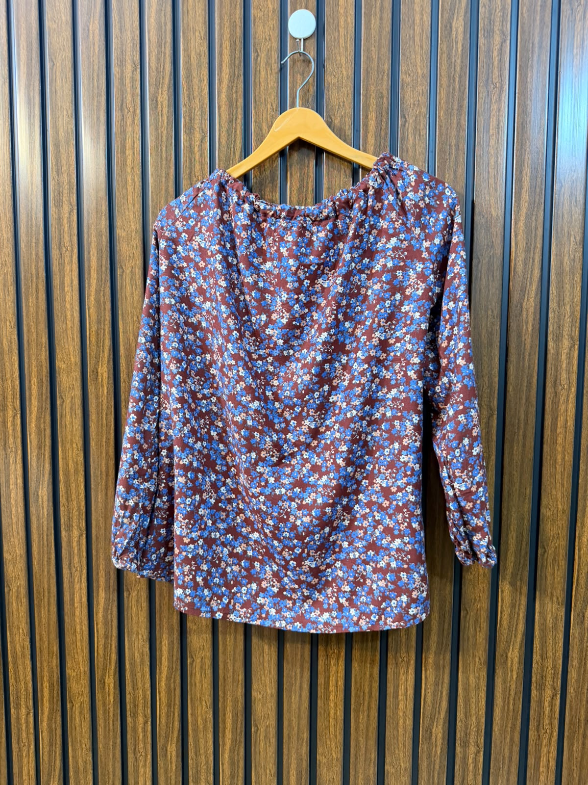 Chest 18  Length 24  Fabric Linen Women's Top for Daily Wear