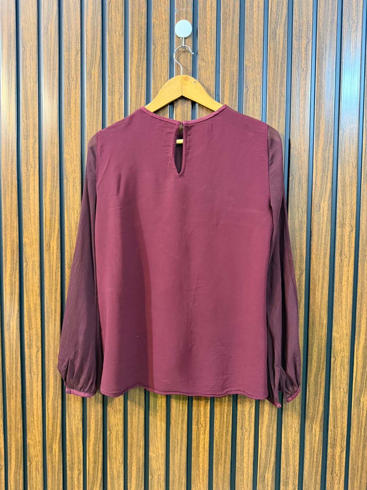 Chest 19  Length 23  Fabric Chiffon And Silk Women's Fashion Top