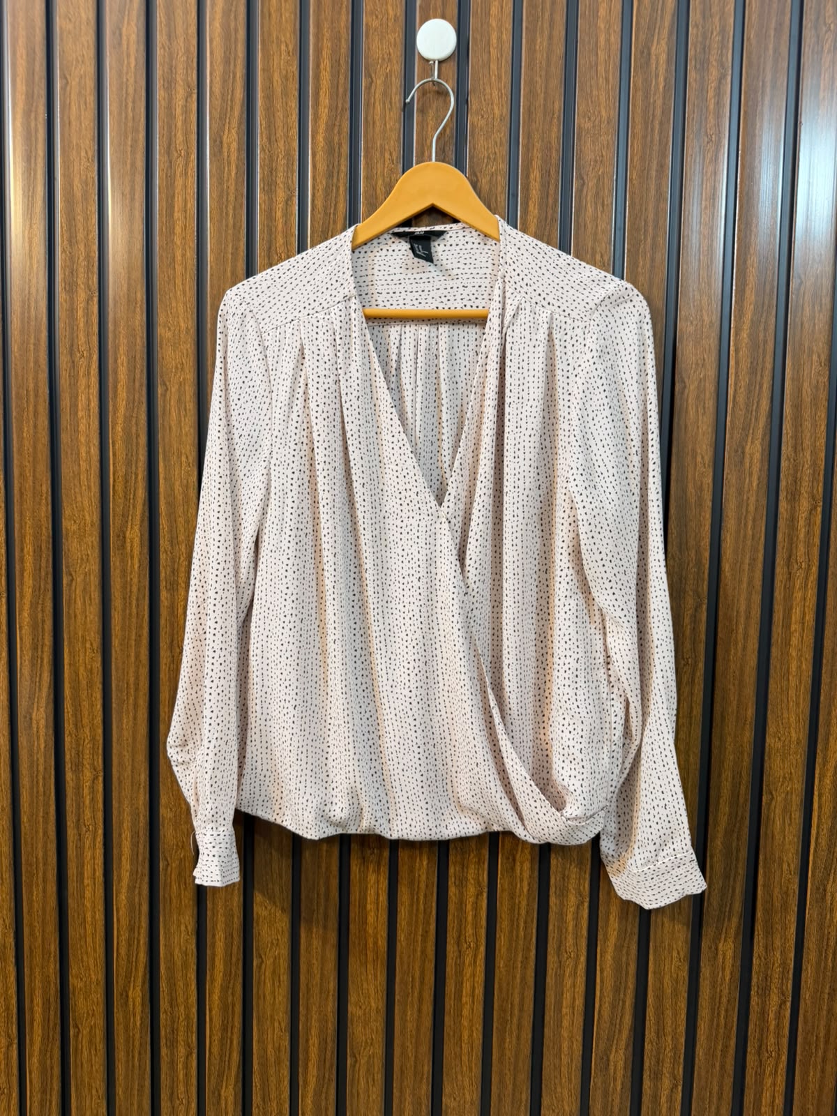 Chest 20  Length 22  Fabric Chiffon Women's Branded Top Collection