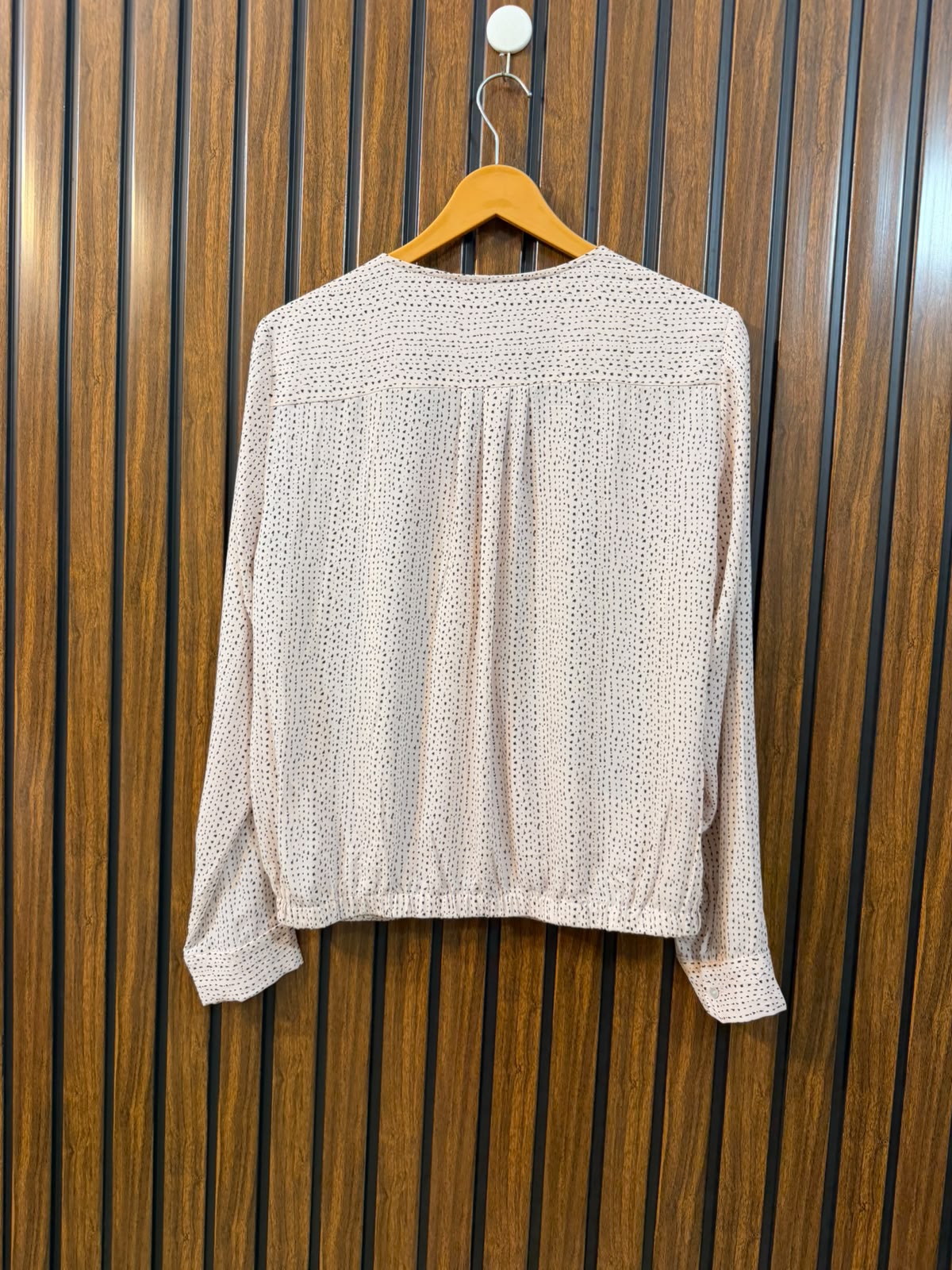 Chest 20  Length 22  Fabric Chiffon Women's Branded Top Collection