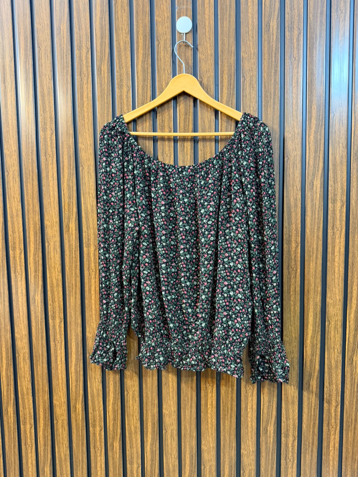 Chest 24  Length 19  Fabric Chiffon Women's Stylish Full Sleeve Top