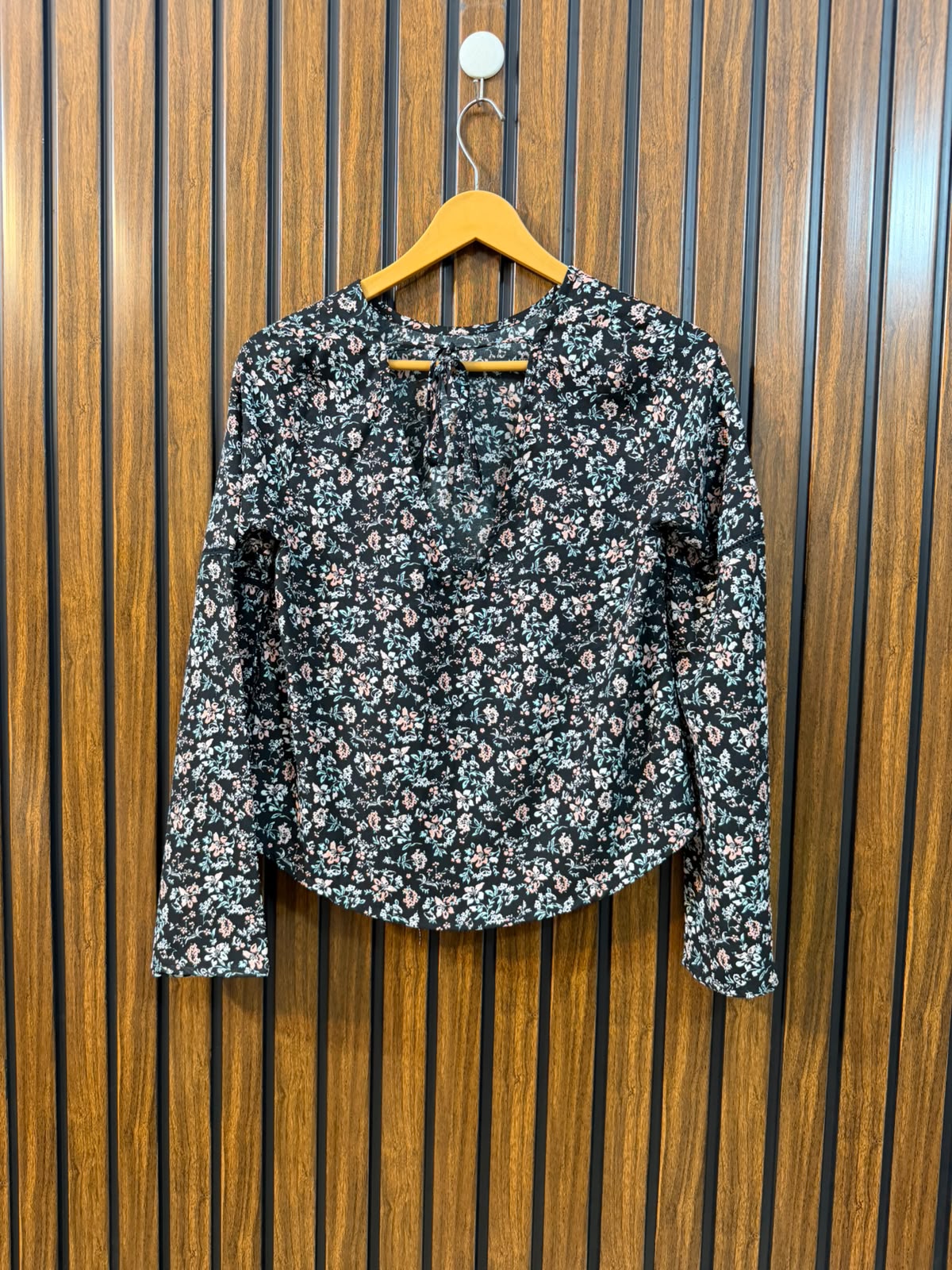 Chest 16  Length 19  Fabric Chiffon New Arrival Women's Full Sleeve Top