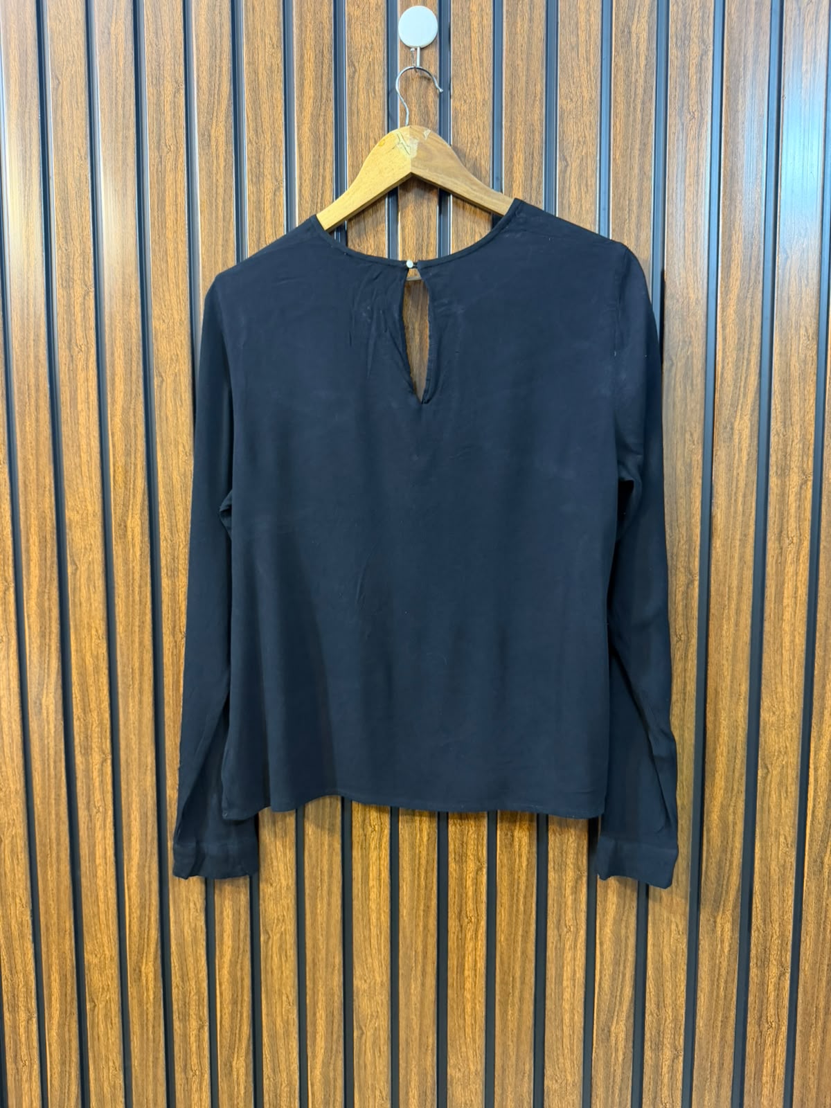 Chest 19  Length 22.5  Fabric Chiffon Women's Full Sleeve Fashion Top
