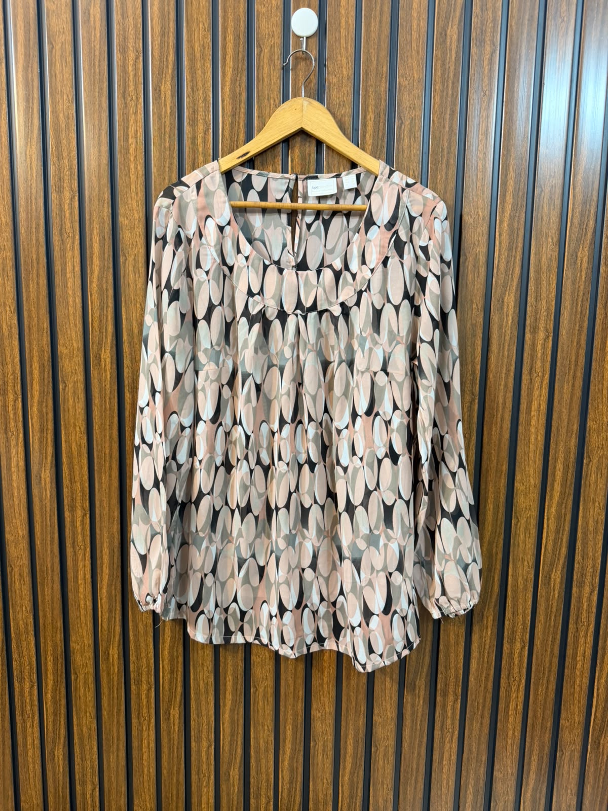 Chest 22  Length 29  Fabric Chiffon Women's Full Sleeve Clothing