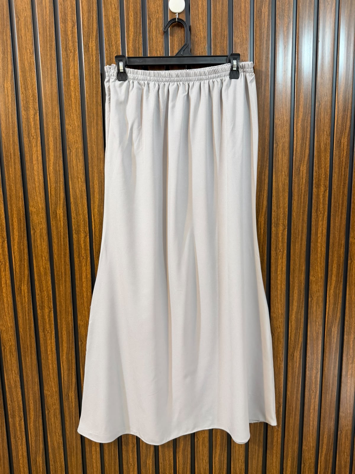 Waist 32  Lenght 38  Fabric silk Elegant Western Women's Skirt