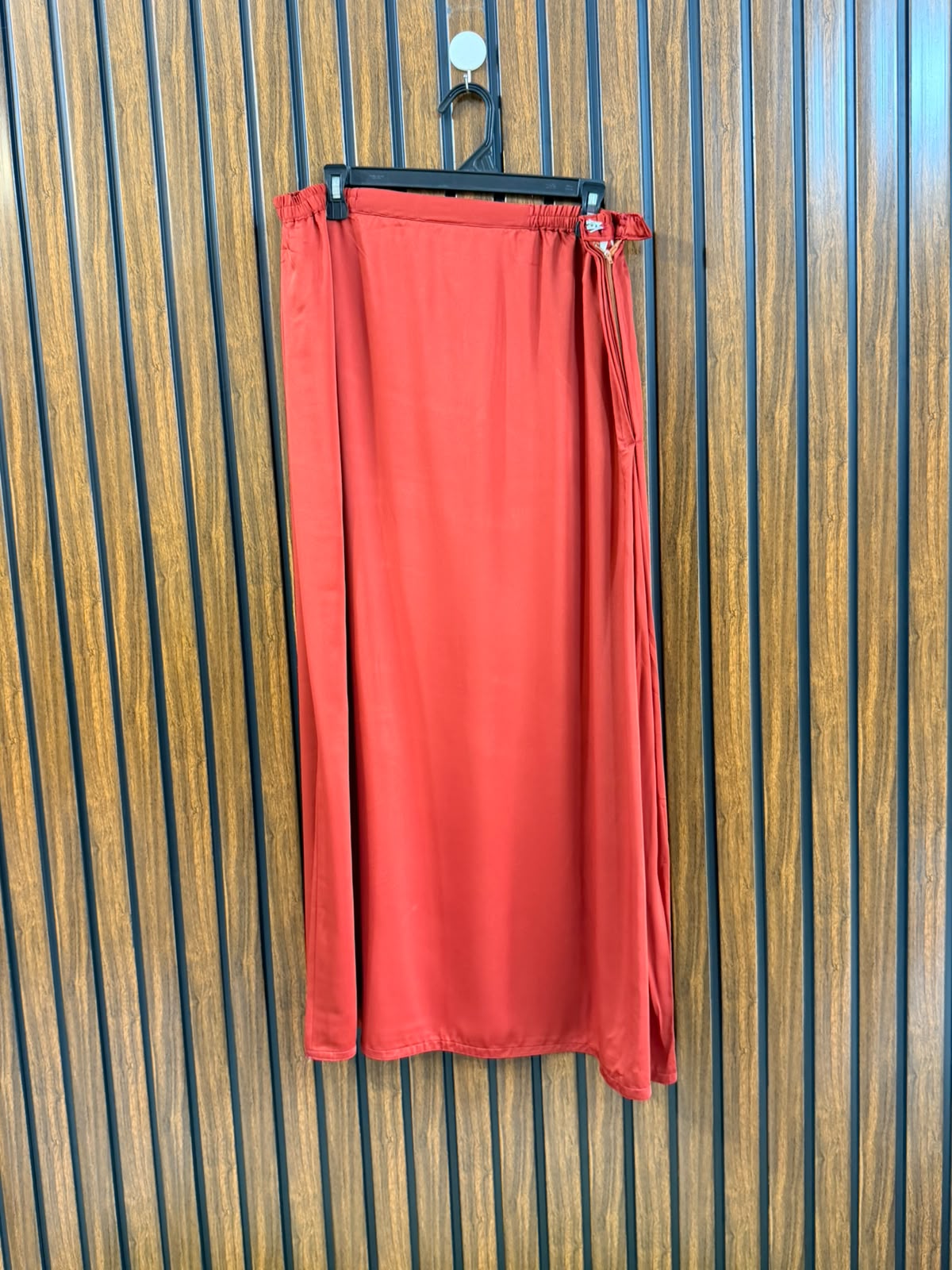 Waist 34  Lenght 37  Fabric silk Branded Western Ladies Skirt