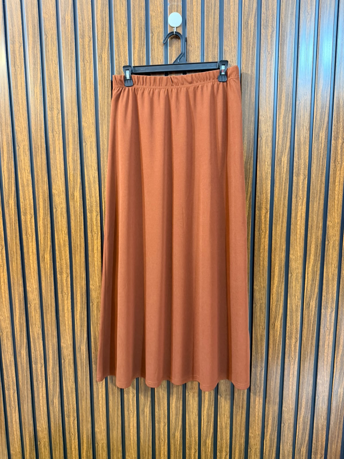 Waist 32  Lenght 37  Fabric silk Women's Essential Skirt