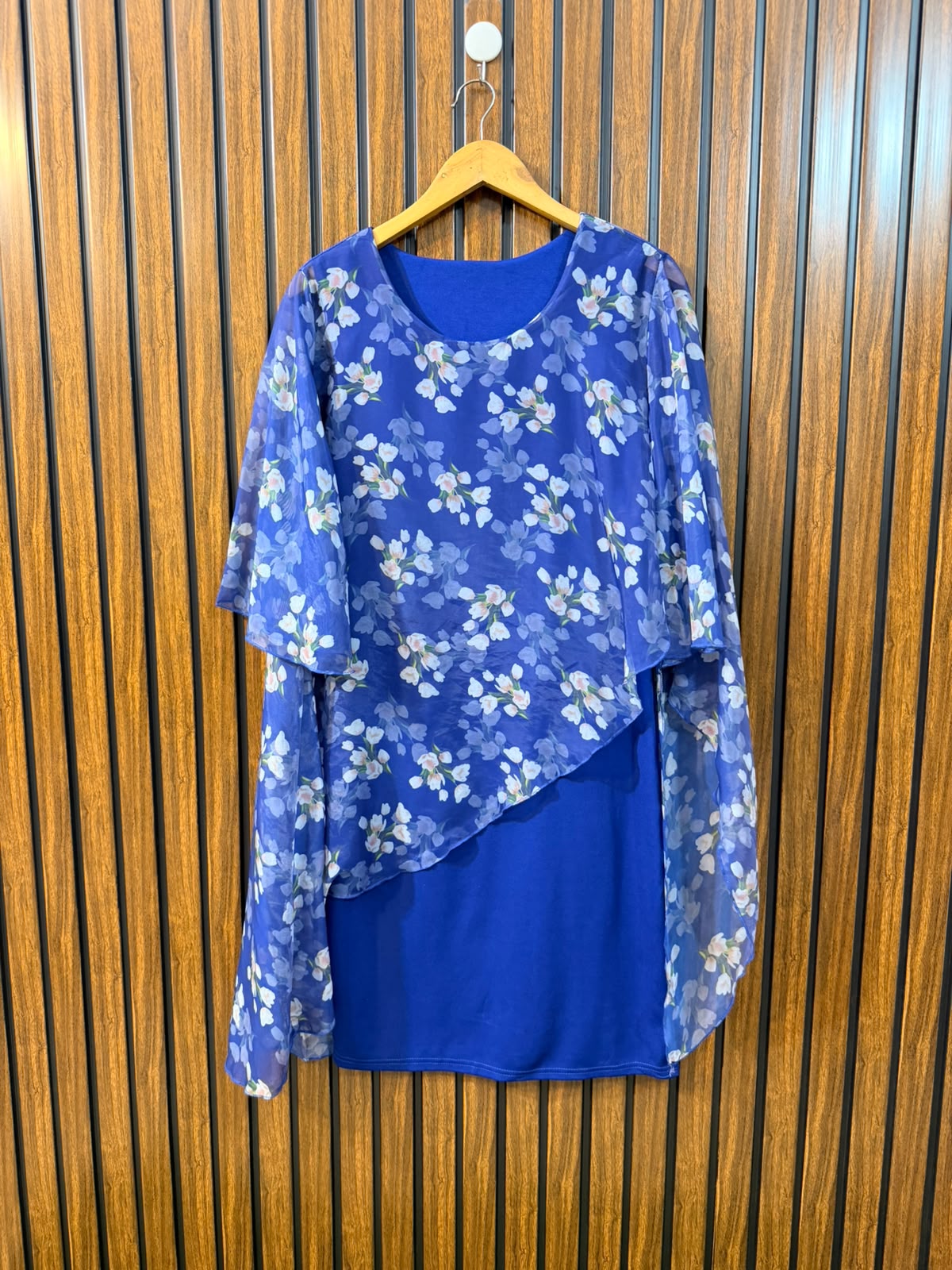 Chest 21  Length 37  Fabric Silk Women's Fashion Long Top