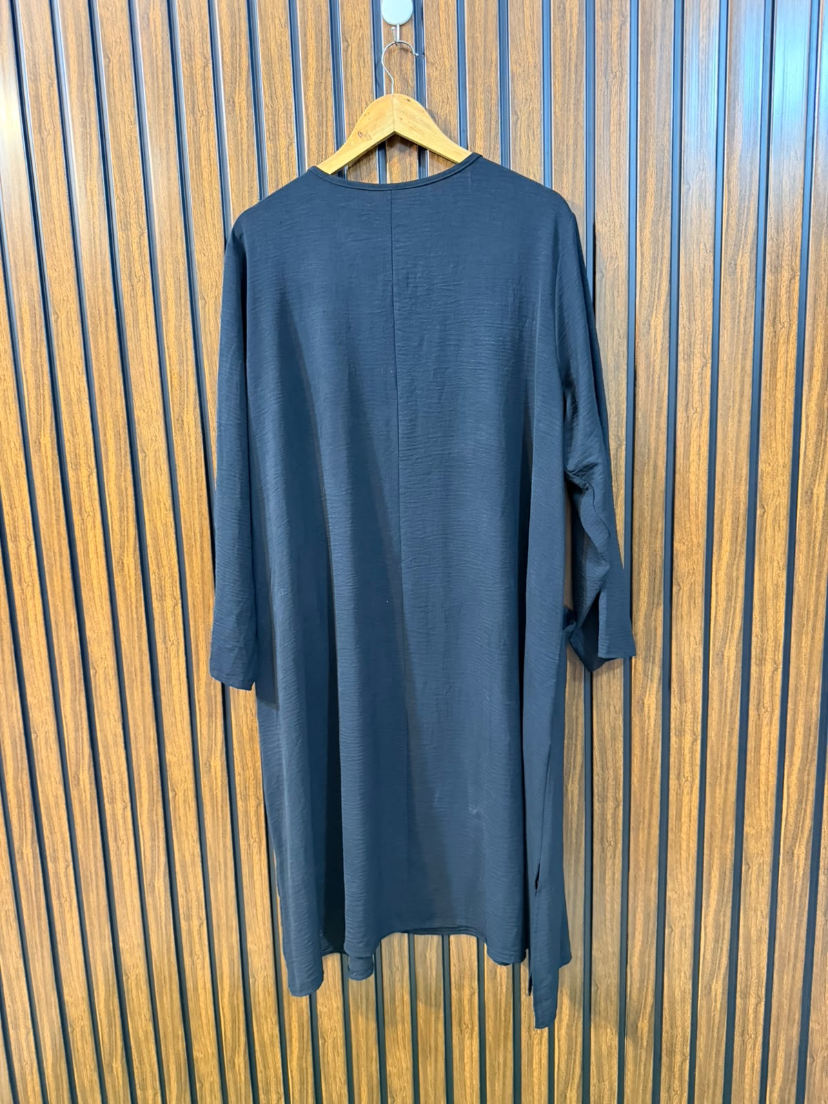 Chest 23  Length 42  Fabric Silk Women's Trendy Long Top