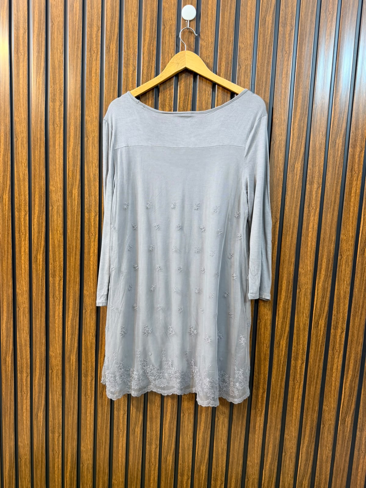 Chest 20  Length 32  Fabric Net & Jersey Western Women's Fashion Top