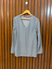 Chest 17  Lenght 27  Fabric Linen Stylish Western Women's Full Sleeve Top
