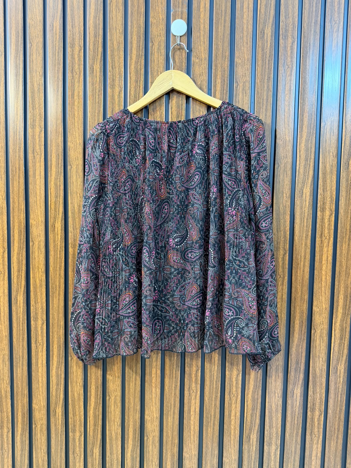 Chest 19  Lenght 21  Fabric Chiffon Women's Western Casual Full Sleeve Top