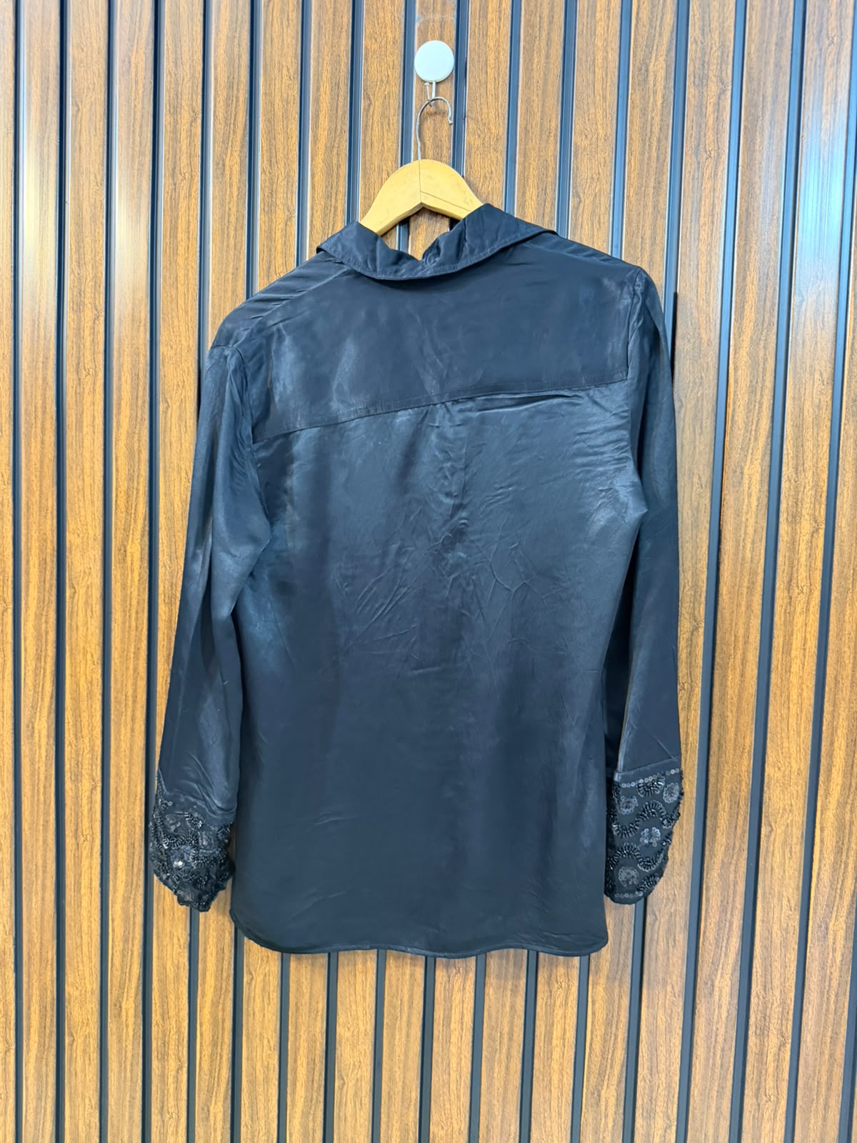 Chest 17  Lenght 24 To 27  Fabric Silk Zara Brand Western Black Top