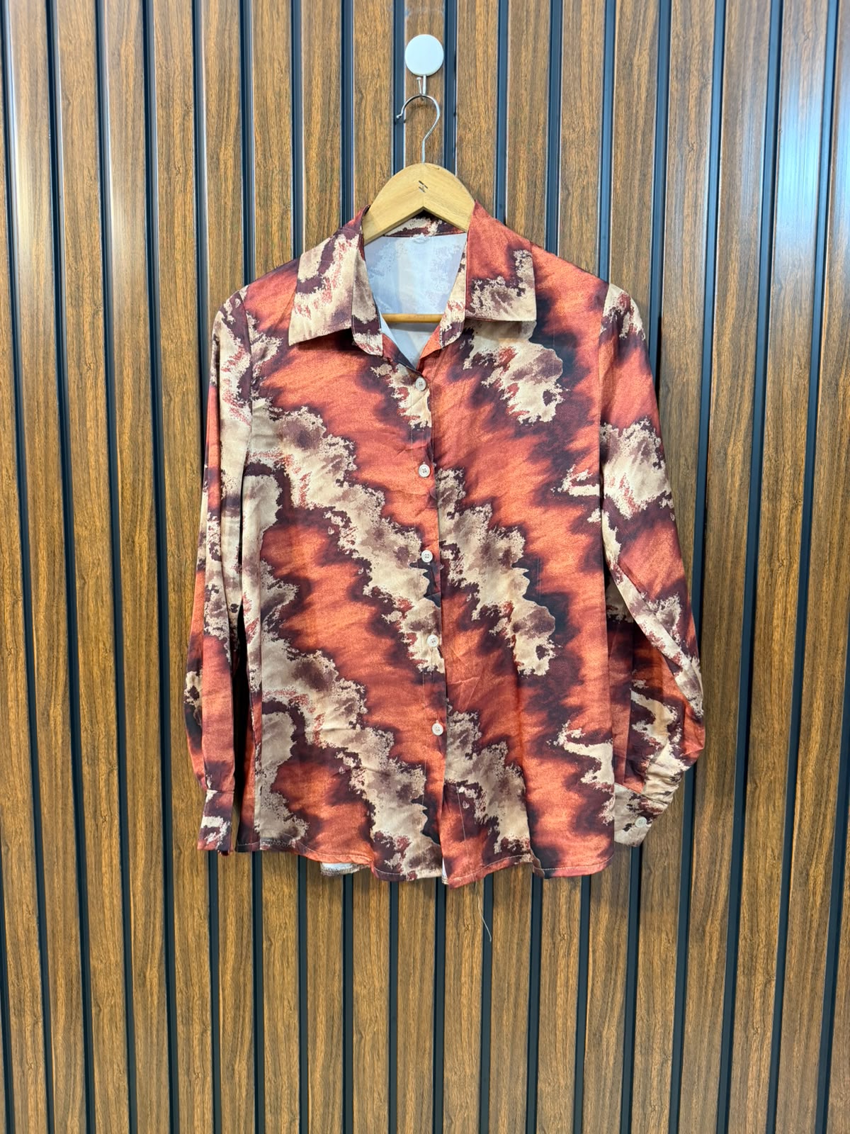 Chest 18  Lenght 24.5  Fabric Silk Trendy Western Women's Full Sleeve Top