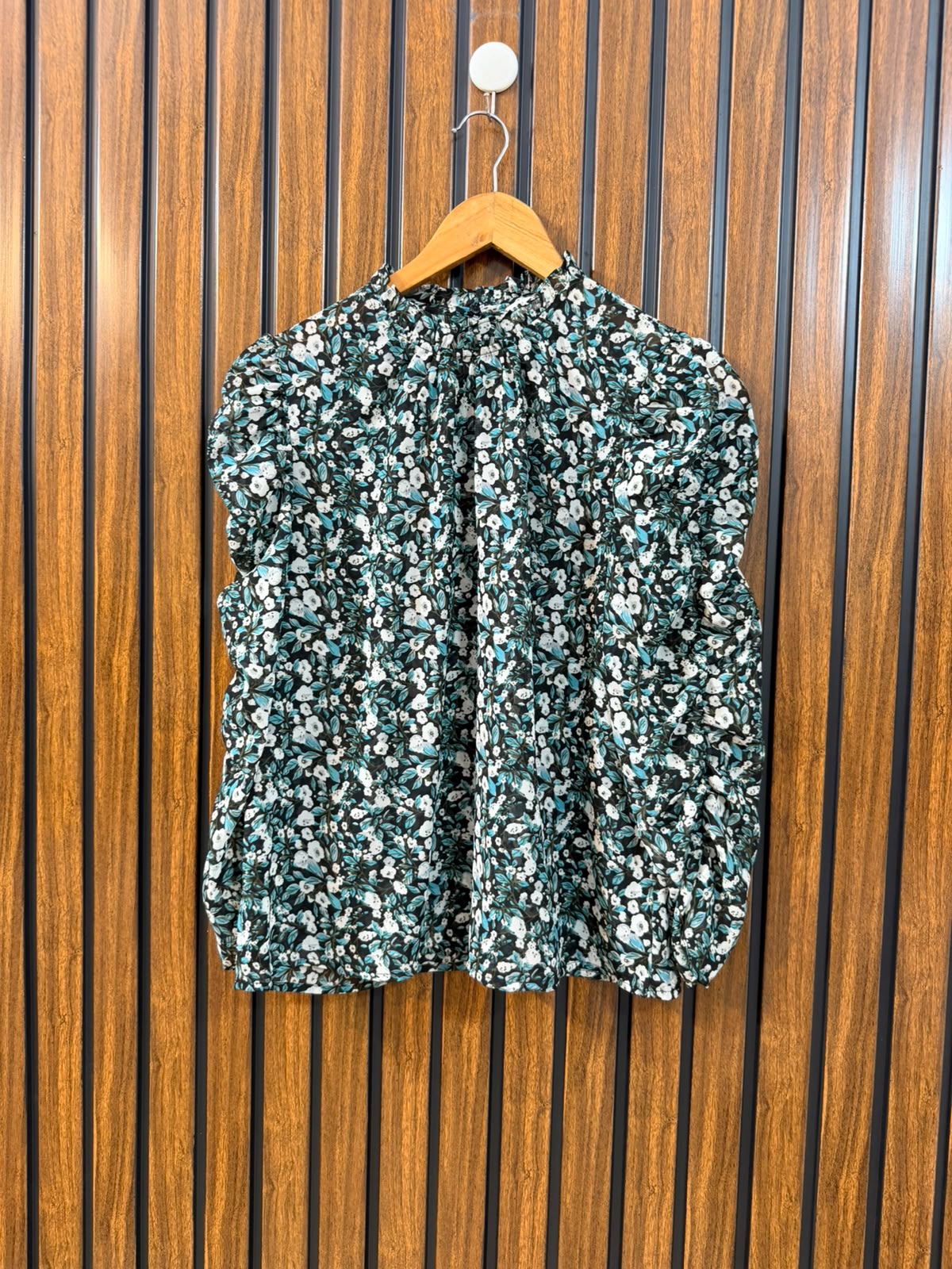 Chest 17  Lenght 21  Fabric Chiffon Women's Western Everyday Fashion Top