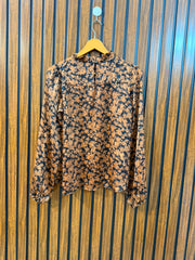 Chest 18  Length 22  Fabric Chiffon Women's Branded Everyday Full Sleeve Top