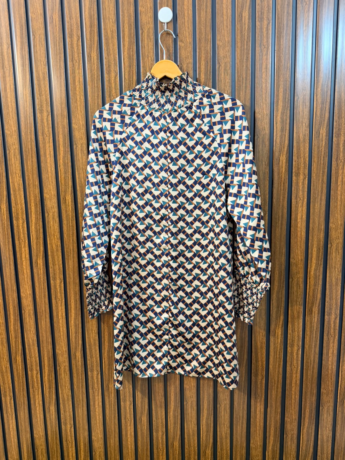 Chest 17  Length 32  Fabric Silk Western Women's Latest Full Sleeve Top