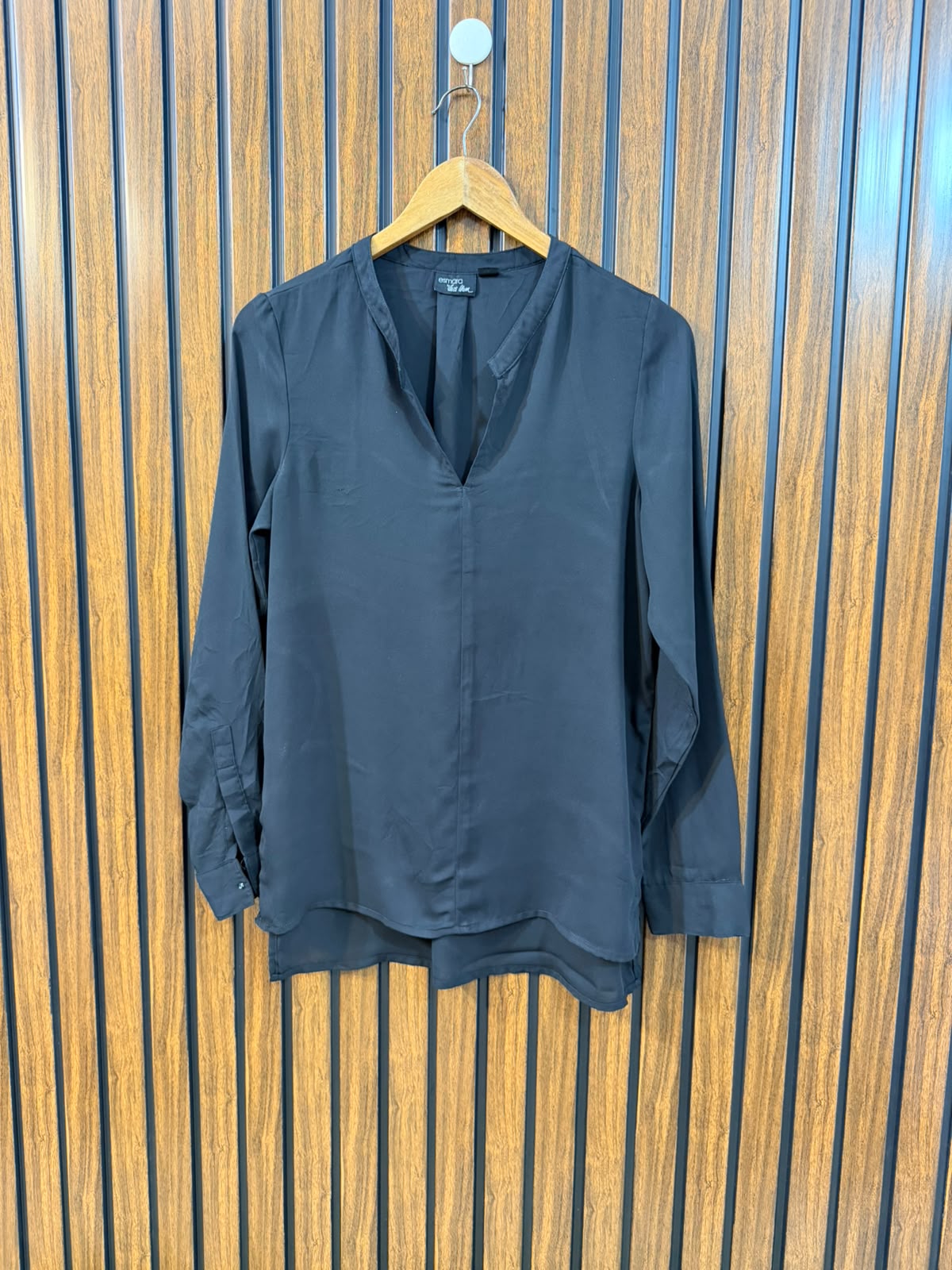 Chest 17  Length 26 To 27  Fabric Chiffon Women's Western Classic Fashion Top