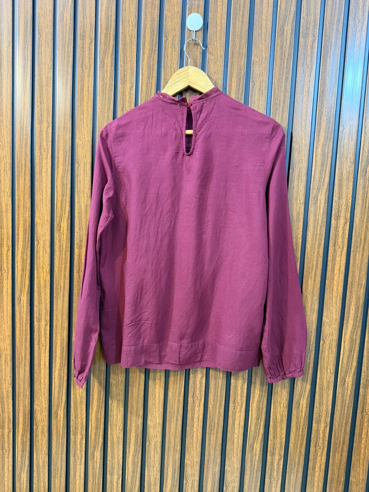 Chest 18  Length 25  Fabric Linen Women's Western Premium Clothing Top