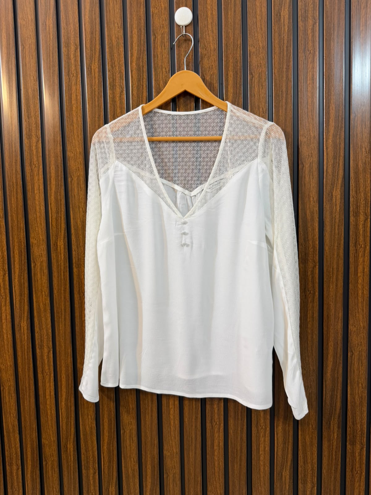 Chest 20  Length 23.5  Fabric Net And Rayon Women's Western Modern Fashion Top