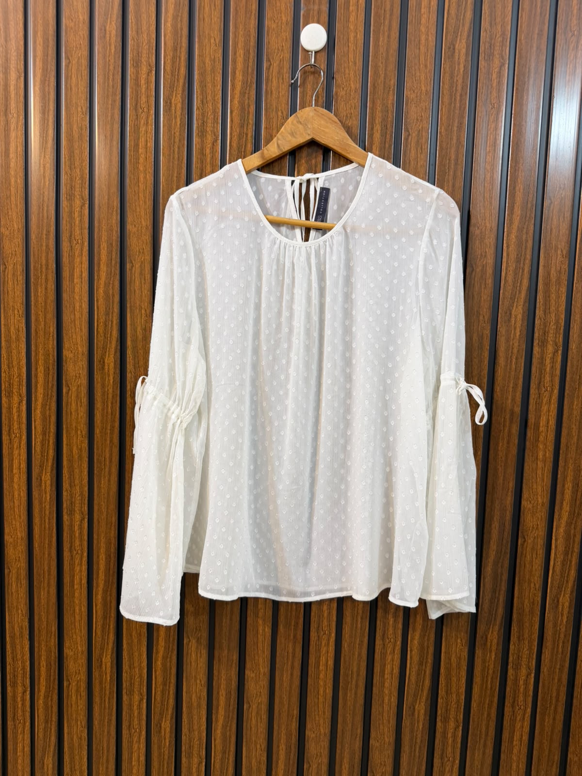 Chest 22  Length 25  Fabric Chiffon Women's Western Boutique Full Sleeve Top