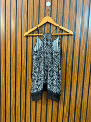 Chest 17  Lenght 24  Fabric linen Stylish Women's Sleeveless Top