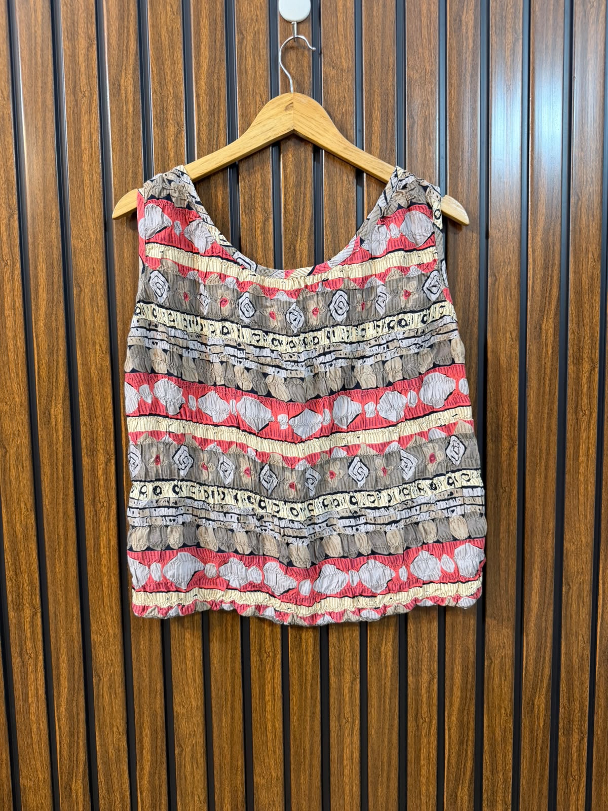 Chest 20  Lenght 21  Fabric cotton Women's Fashion Sleeveless Top