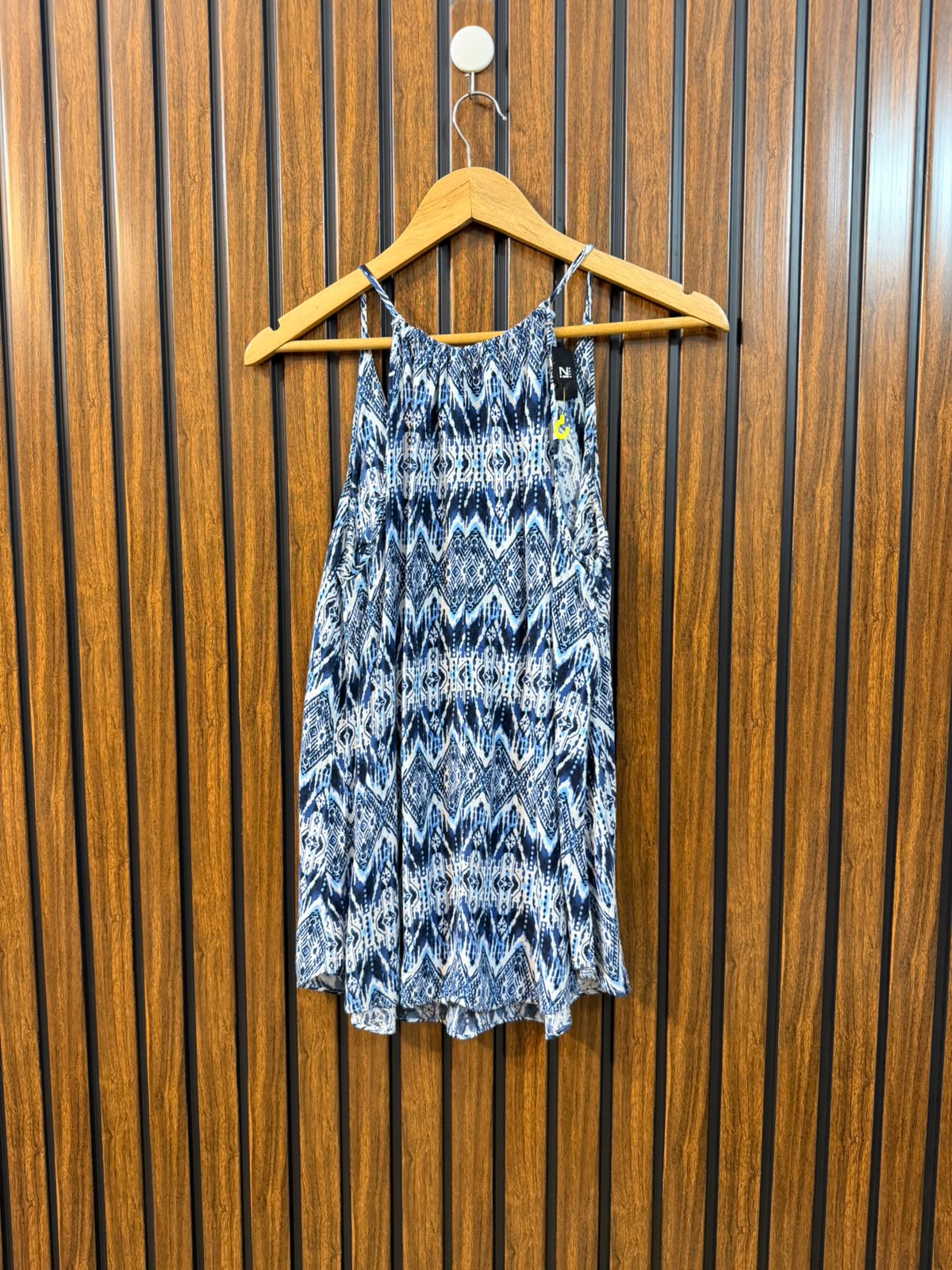 Chest 17  Lenght 27  Fabric linen Women's Chic Sleeveless Top
