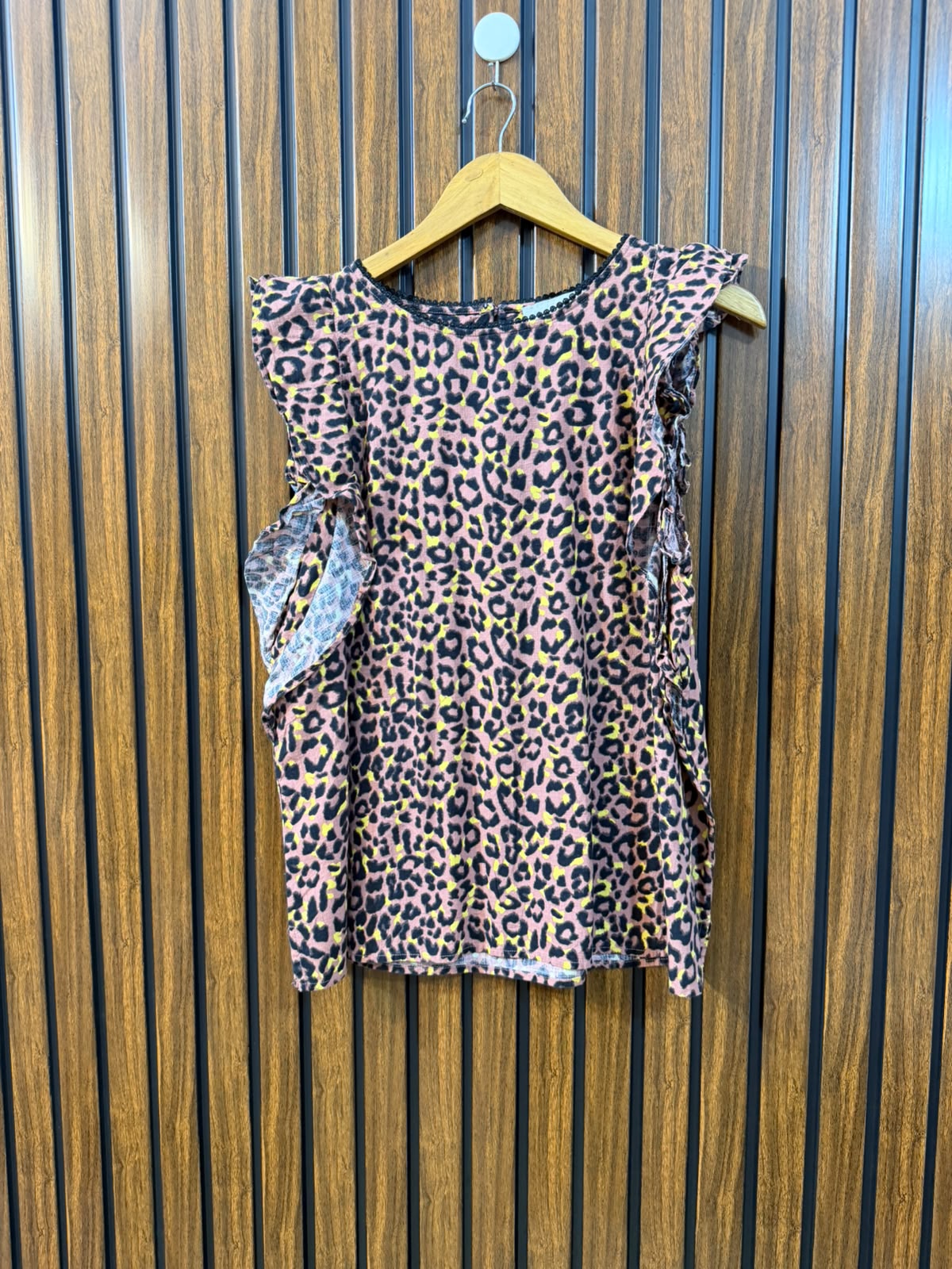 Chest 21  Lenght 23  Fabric cotton Women's Everyday Top