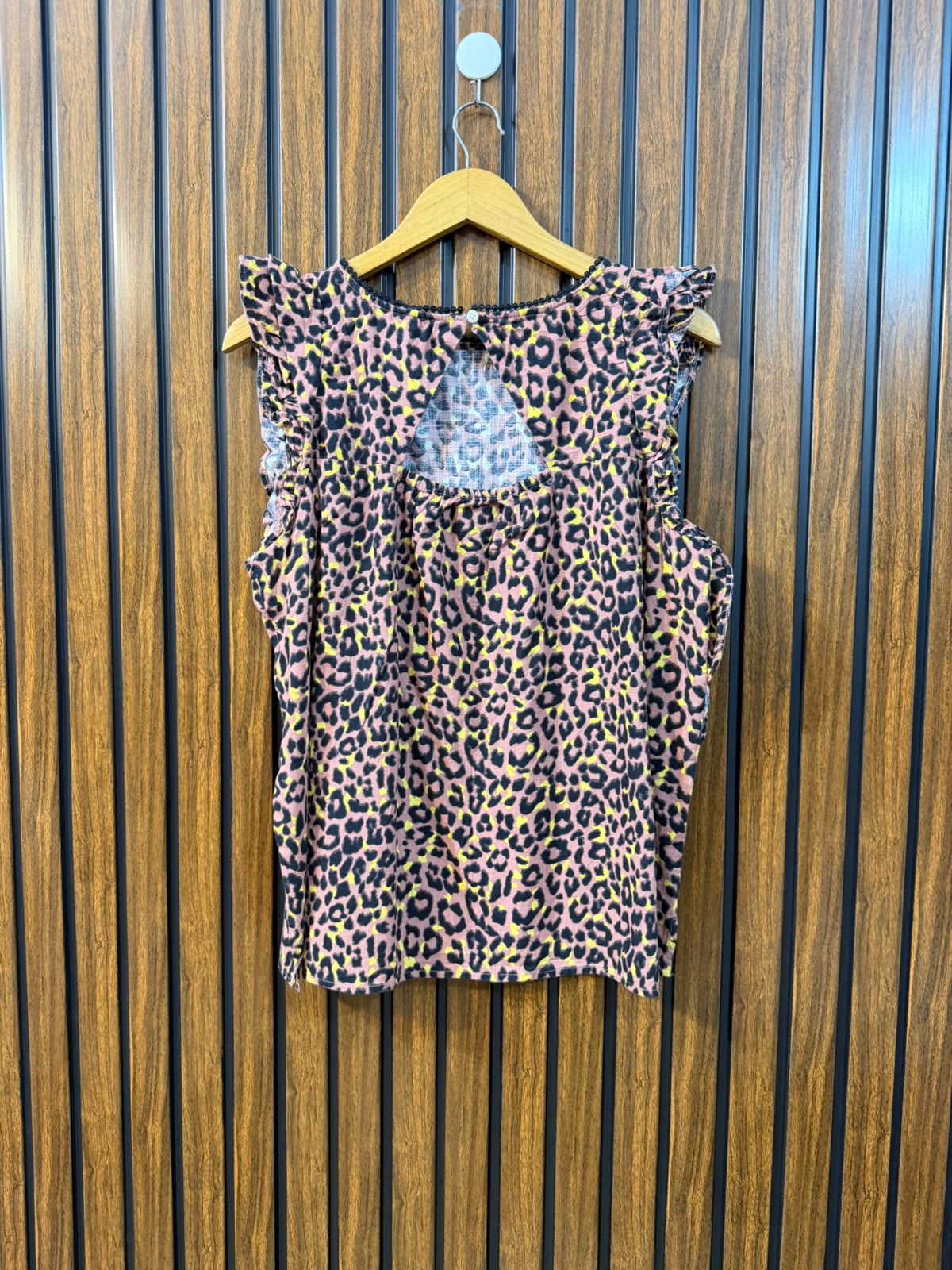 Chest 21  Lenght 23  Fabric cotton Women's Everyday Top