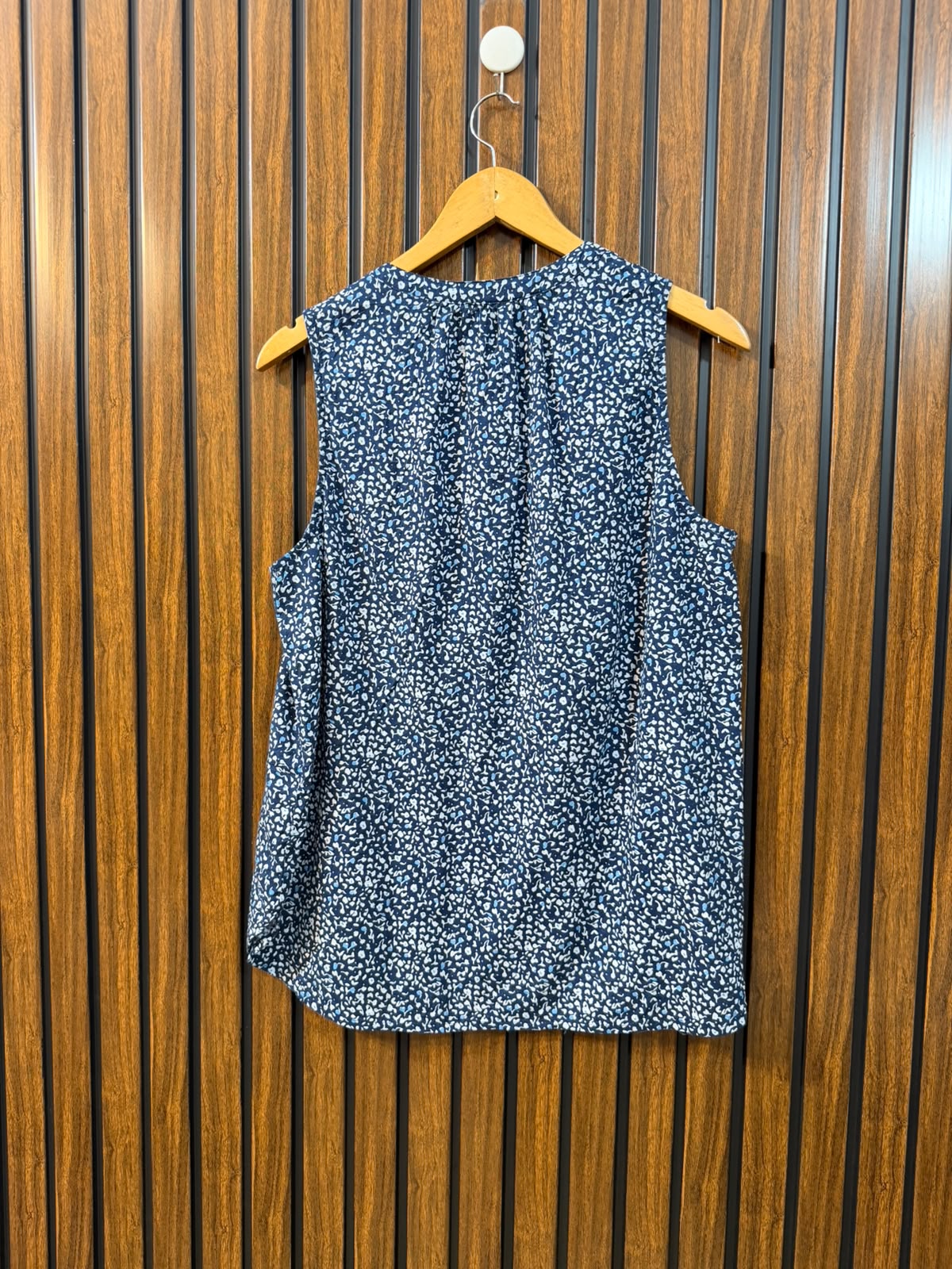 Chest 20  Lenght 25  Fabric cotton Women's Trend Sleeveless Top