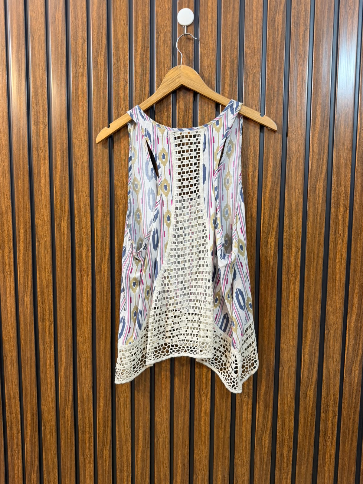 Chest 19  Lenght 23  Fabric linen Women's Casual Top Collection