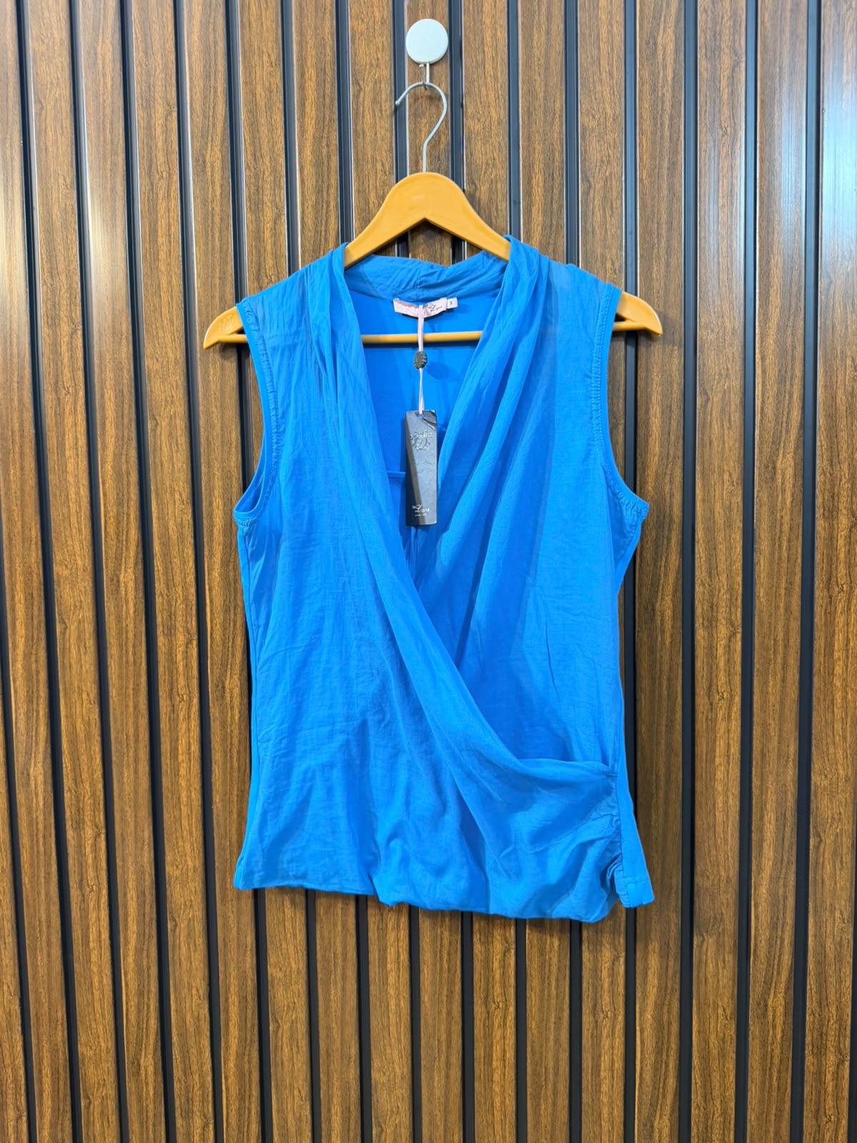 Chest 19  Lenght 23  Fabric cotton Women's Branded Sleeveless Collection
