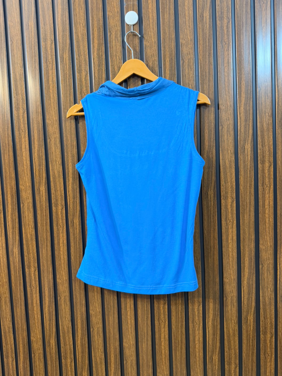 Chest 19  Lenght 23  Fabric cotton Women's Branded Sleeveless Collection