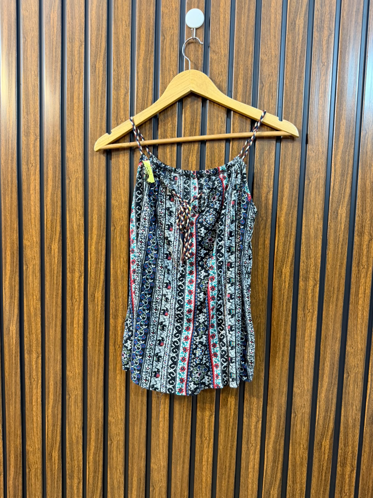 Chest 18  Lenght 20  Fabric linen Women's Stylish Top Collection