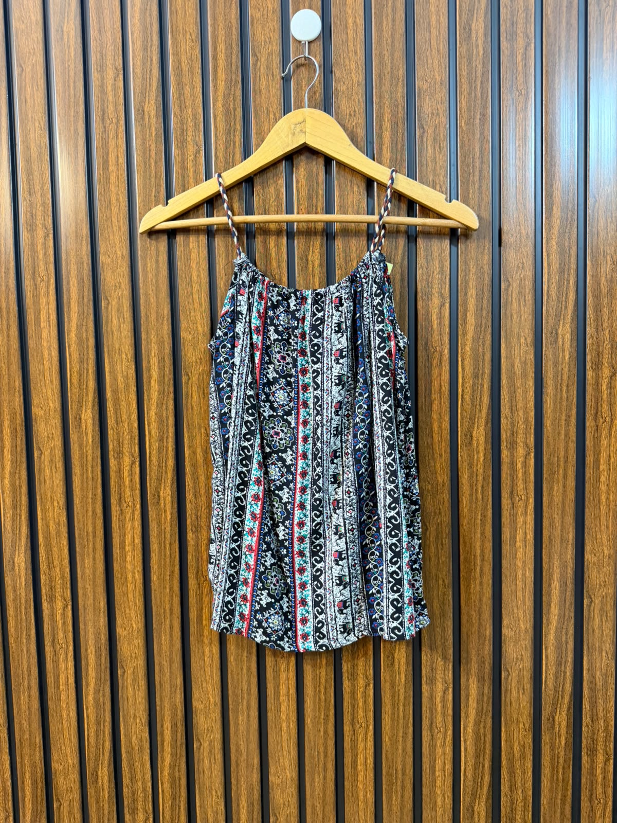 Chest 18  Lenght 20  Fabric linen Women's Stylish Top Collection
