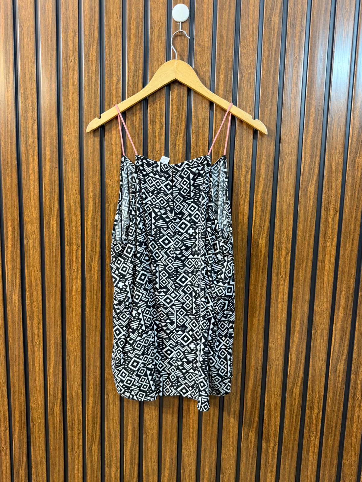 Chest 21  Lenght 24 to 27  Fabric linen Women's Premium Fashion Topc