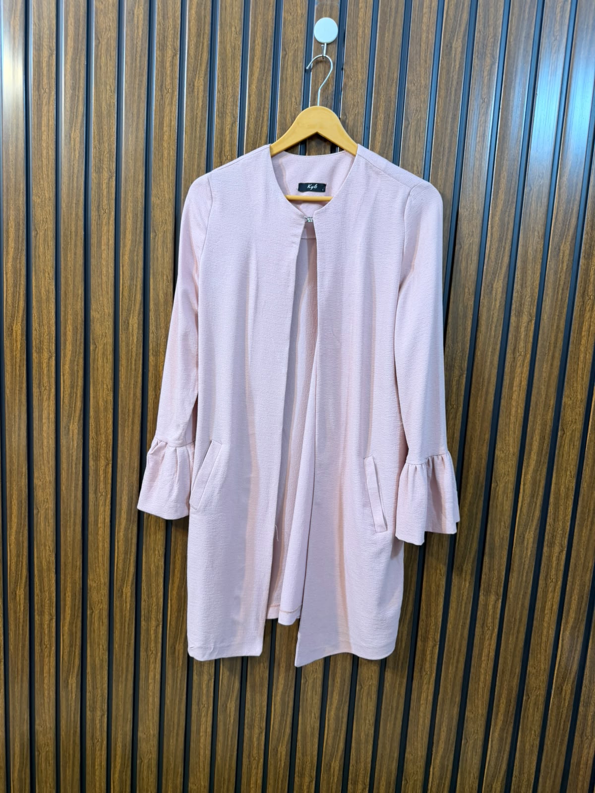 Chest Small  Lenght 34  Fabric Rayon Stylish Western Women's Long Shrug