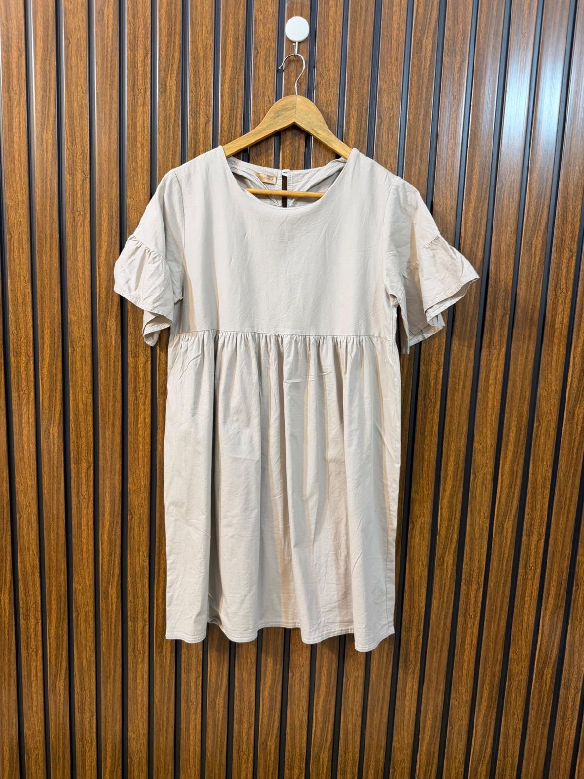 Chest 16  Length 33  Fabric Cotton Silk Chic Western Women's Long Top