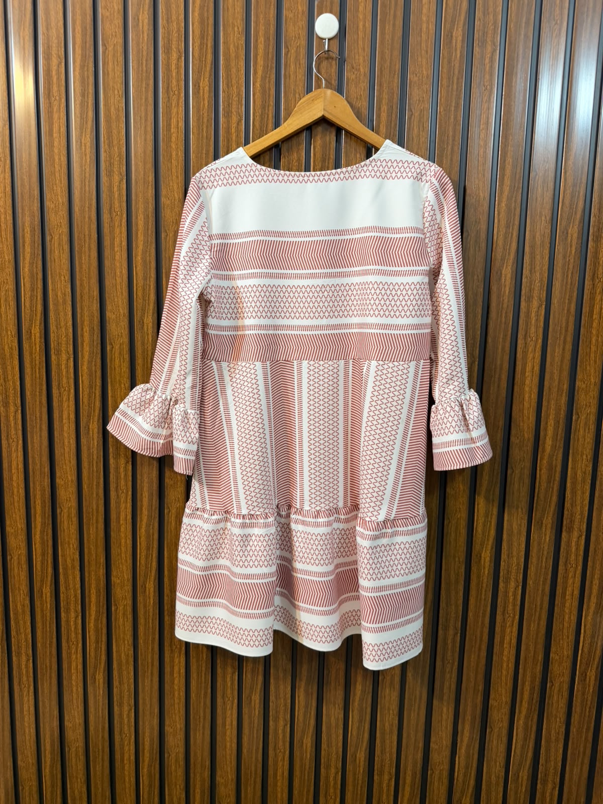 Chest 17  Lenght 33  Fabric silk Ladies' Western Long Top