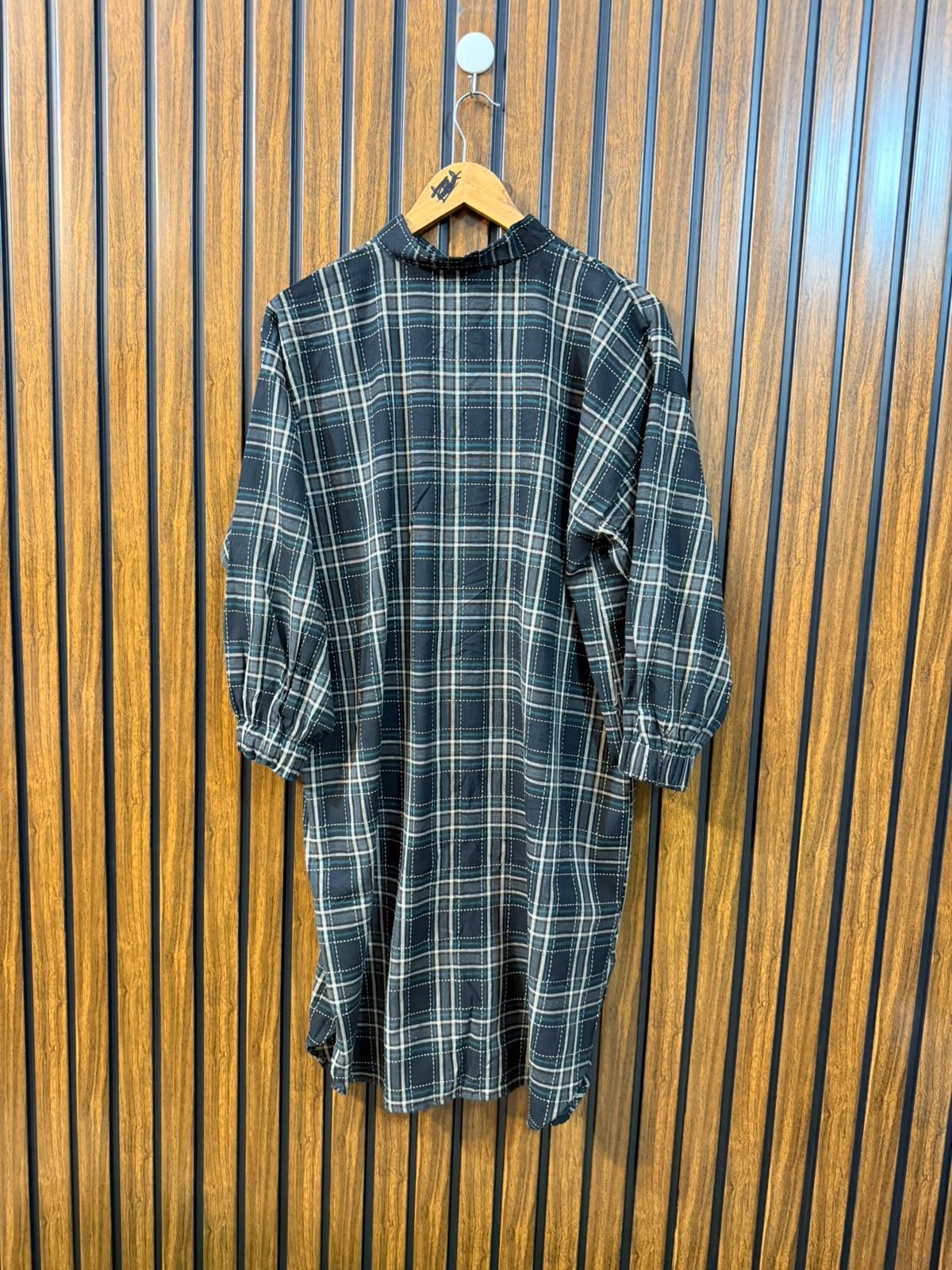 Chest 21  baggy style  Lenght 36  Fabric cotton Women's Fashion Long Top