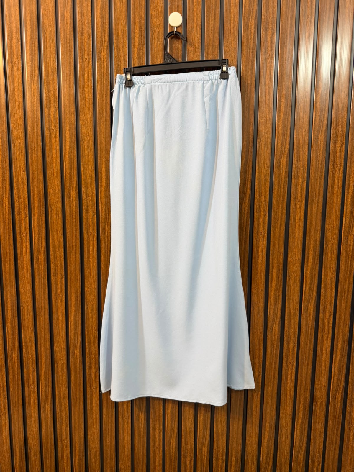WAIST 28  Lenght 37  Fabric silk Premium Women's Skirt