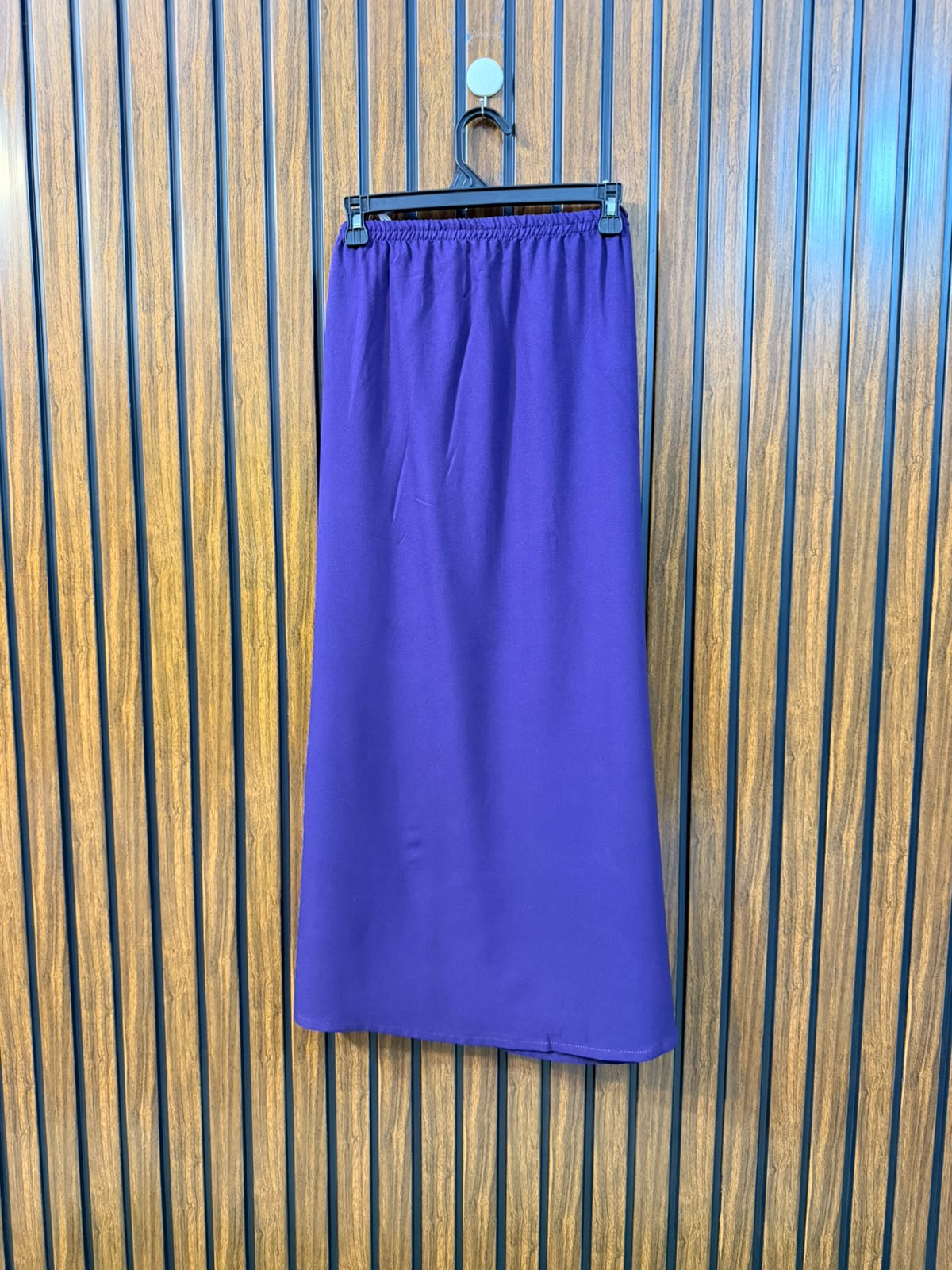 Waist 34  Lenght 36  Fabric silk Western Branded Women's Skirt