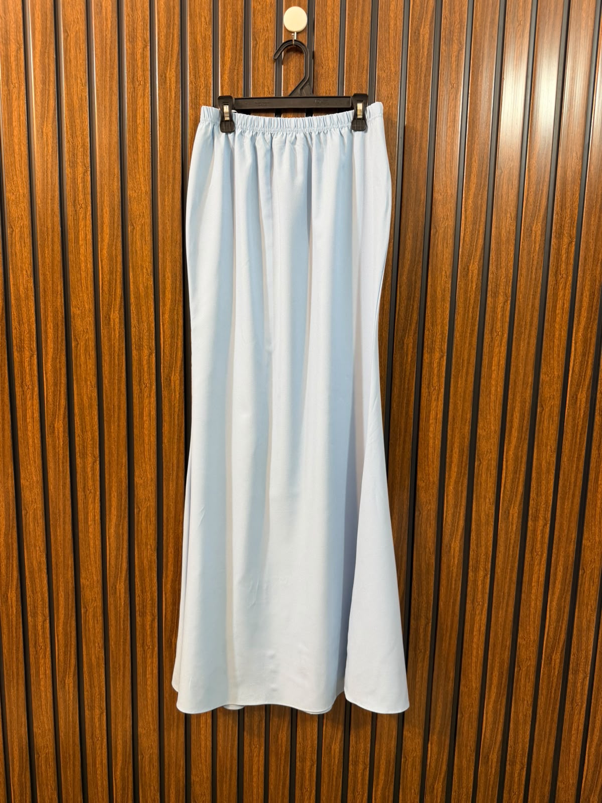 Waist  28  Lenght 41  Fabric silk  Premium Women's Skirt